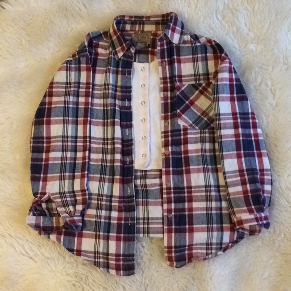 90’s Flannel - Picture 6 of 7